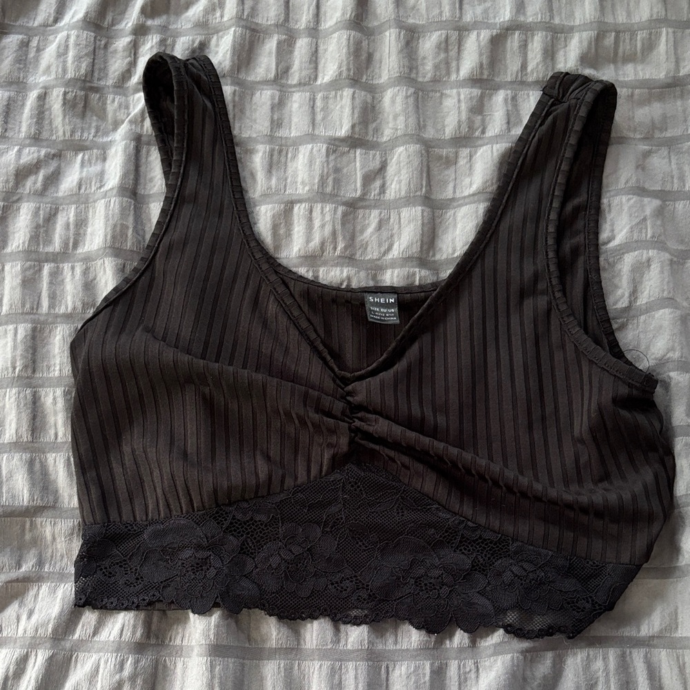 SHEIN Black Lace Trim Crop Top